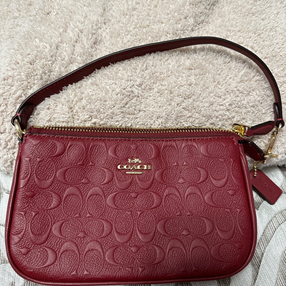 Coach Nolita 19 in Red